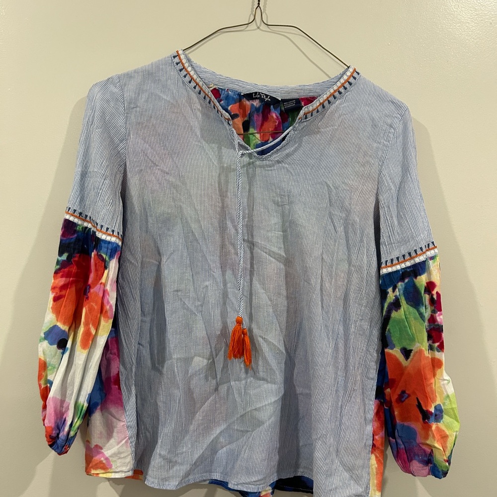 LIFE STYLE Floral Sleeve Women's Top